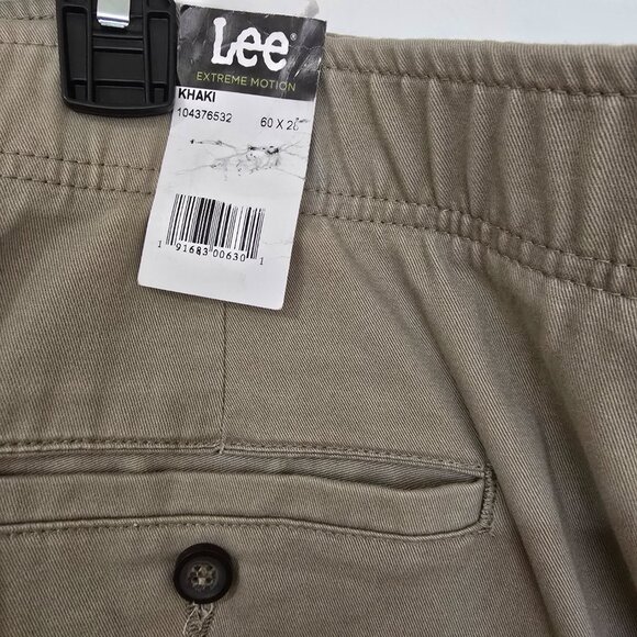 Lee Extreme Motion Men's Relaxed Taper Pants Big and Tall Khaki Size 60x28 NWT - Picture 7 of 12